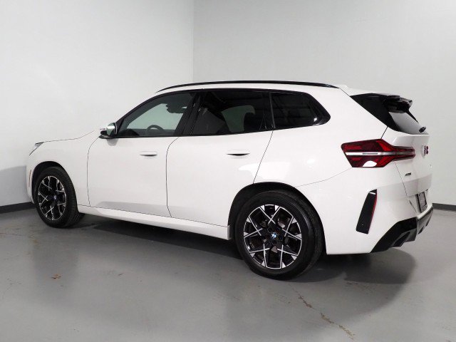 Used 2025 BMW X3 xDrive30 image 8
