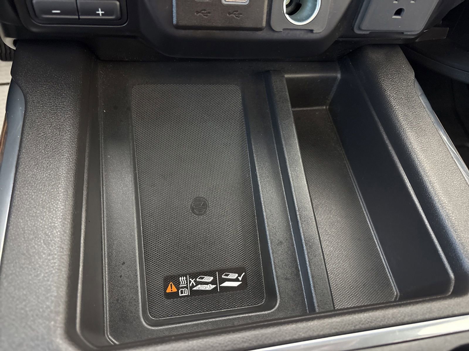 Used 2022 Chevrolet Silverado 1500 High Country AWD/4WD image 27