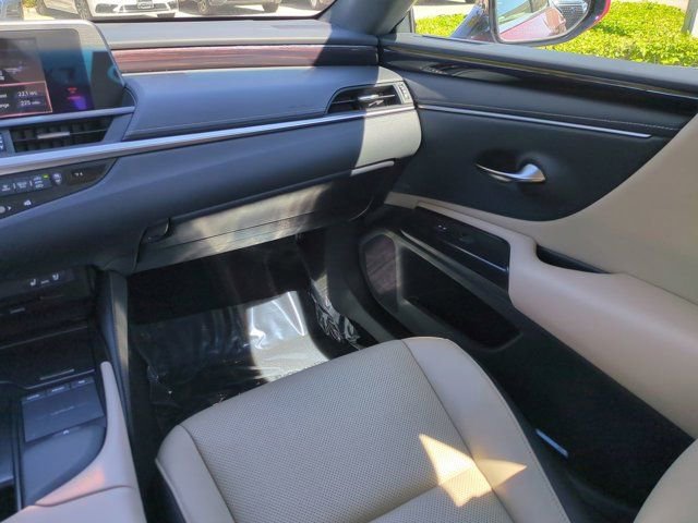 Certified 2020 Lexus ES 350 w/ Premium Package image 16