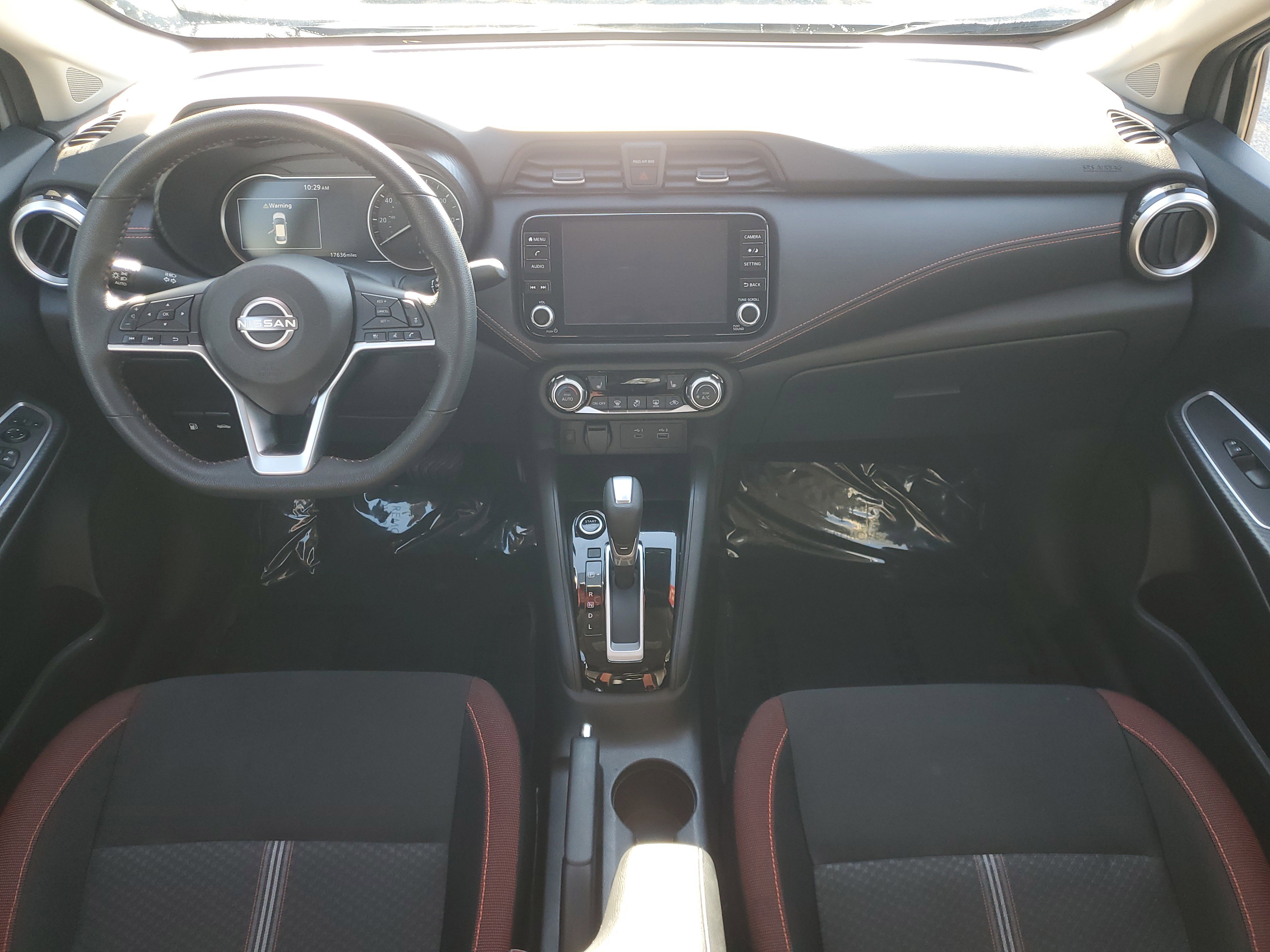 Certified 2025 Nissan Versa SR w/ Trunk Package image 21