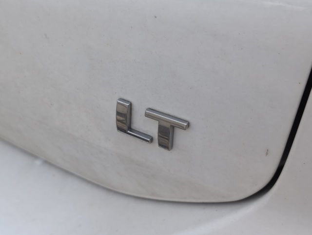 Used 2023 Chevrolet Equinox LT FWD image 14