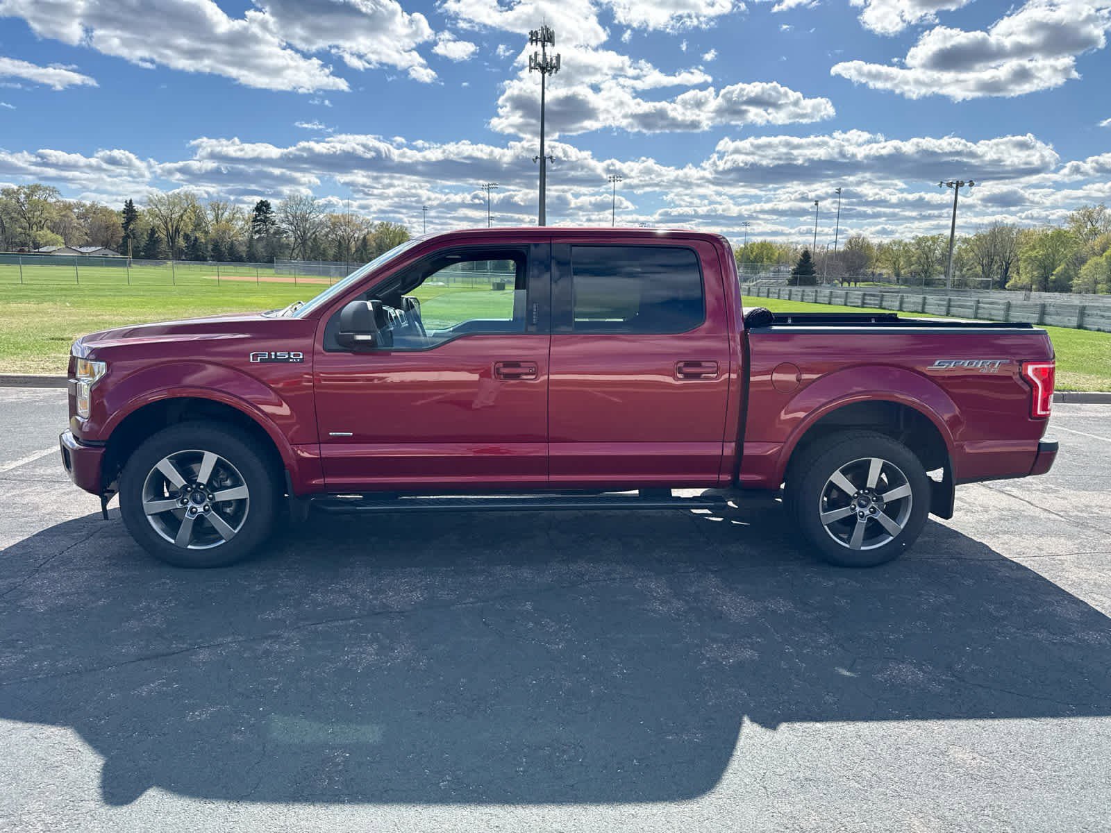 Used 2017 Ford F150 XLT w/ Equipment Group 302A Luxury AWD/4WD image 13