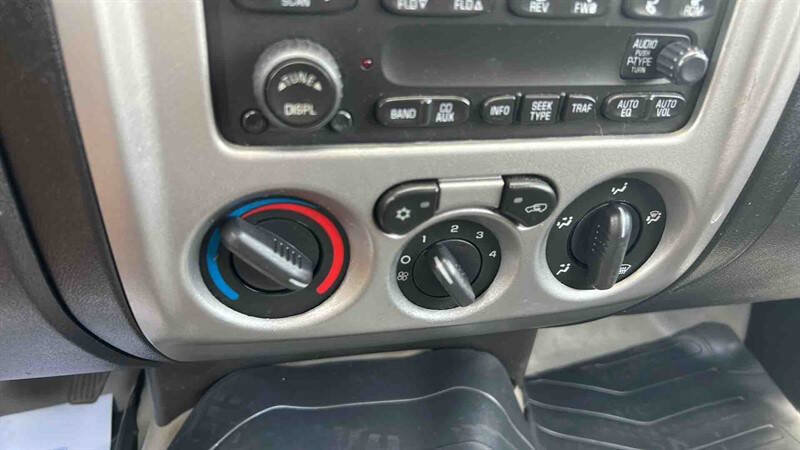 Used 2010 Chevrolet Colorado W/T RWD image 16