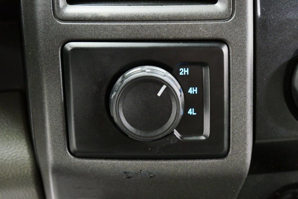 Used 2022 Ford F250 XL w/ Power Equipment Group image 28