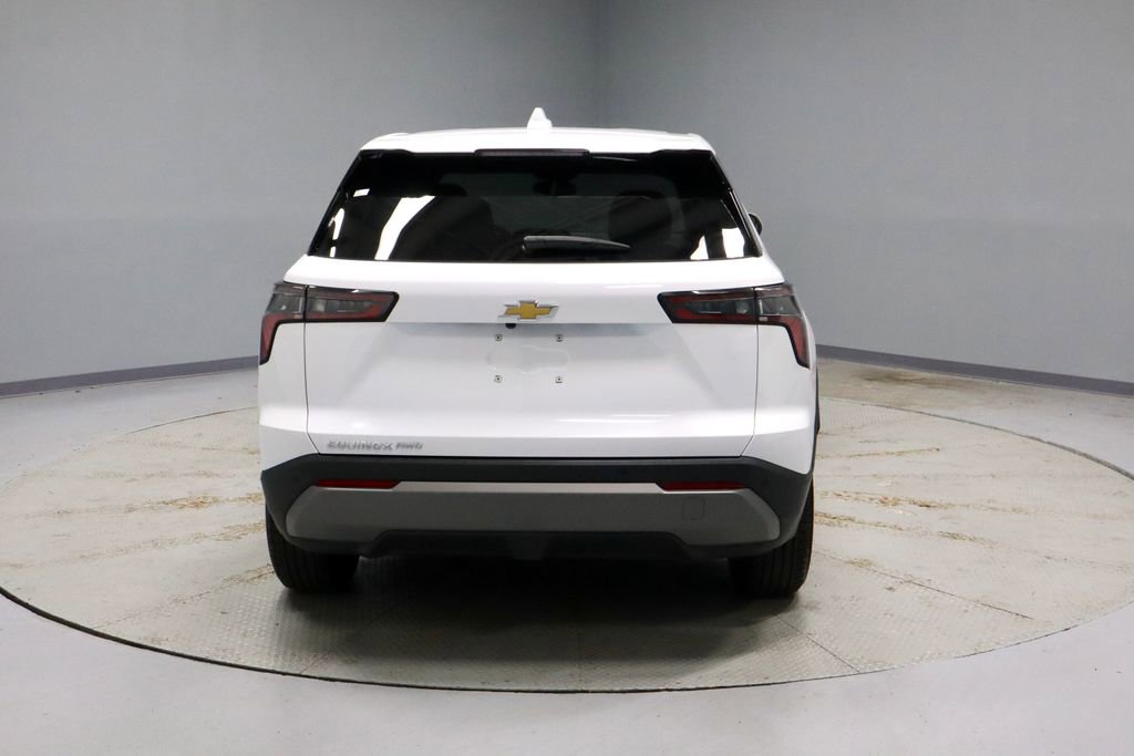 Used 2025 Chevrolet Equinox LT AWD/4WD image 10