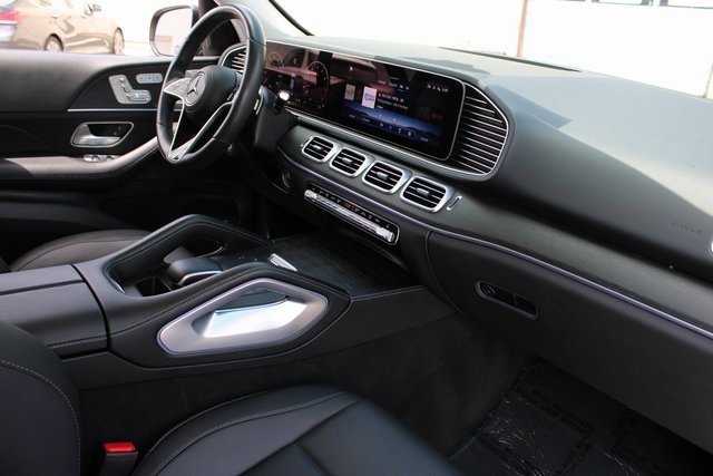 Used 2024 Mercedes-Benz GLE 350 4MATIC w/ AMG Line Exterior image 13