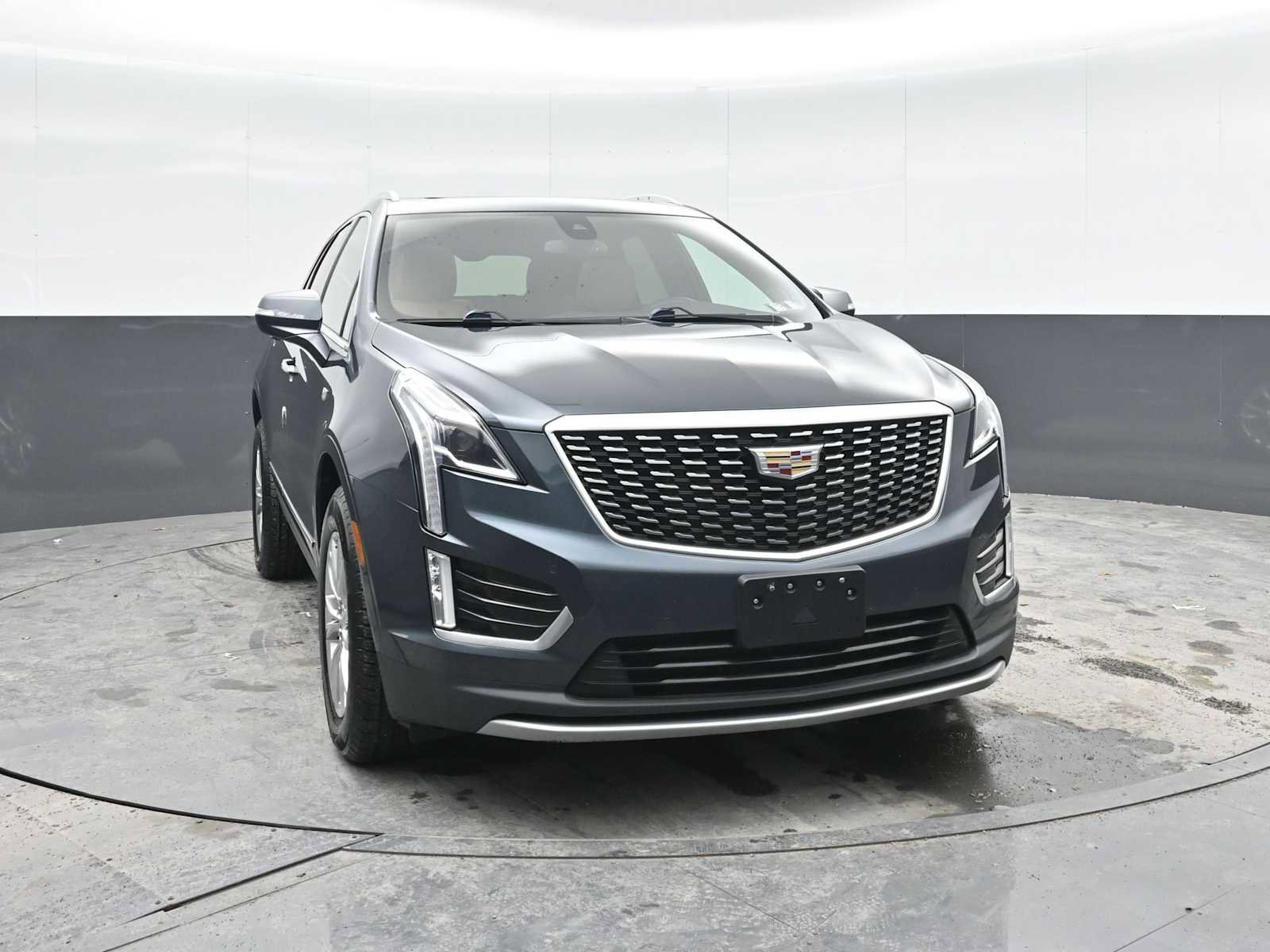 Used 2020 Cadillac XT5 Premium Luxury AWD/4WD image 6