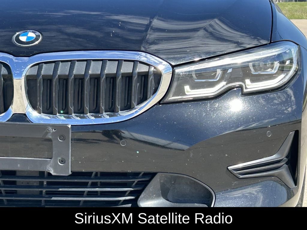 Used 2020 BMW 330i Sedan w/ Premium Package image 4