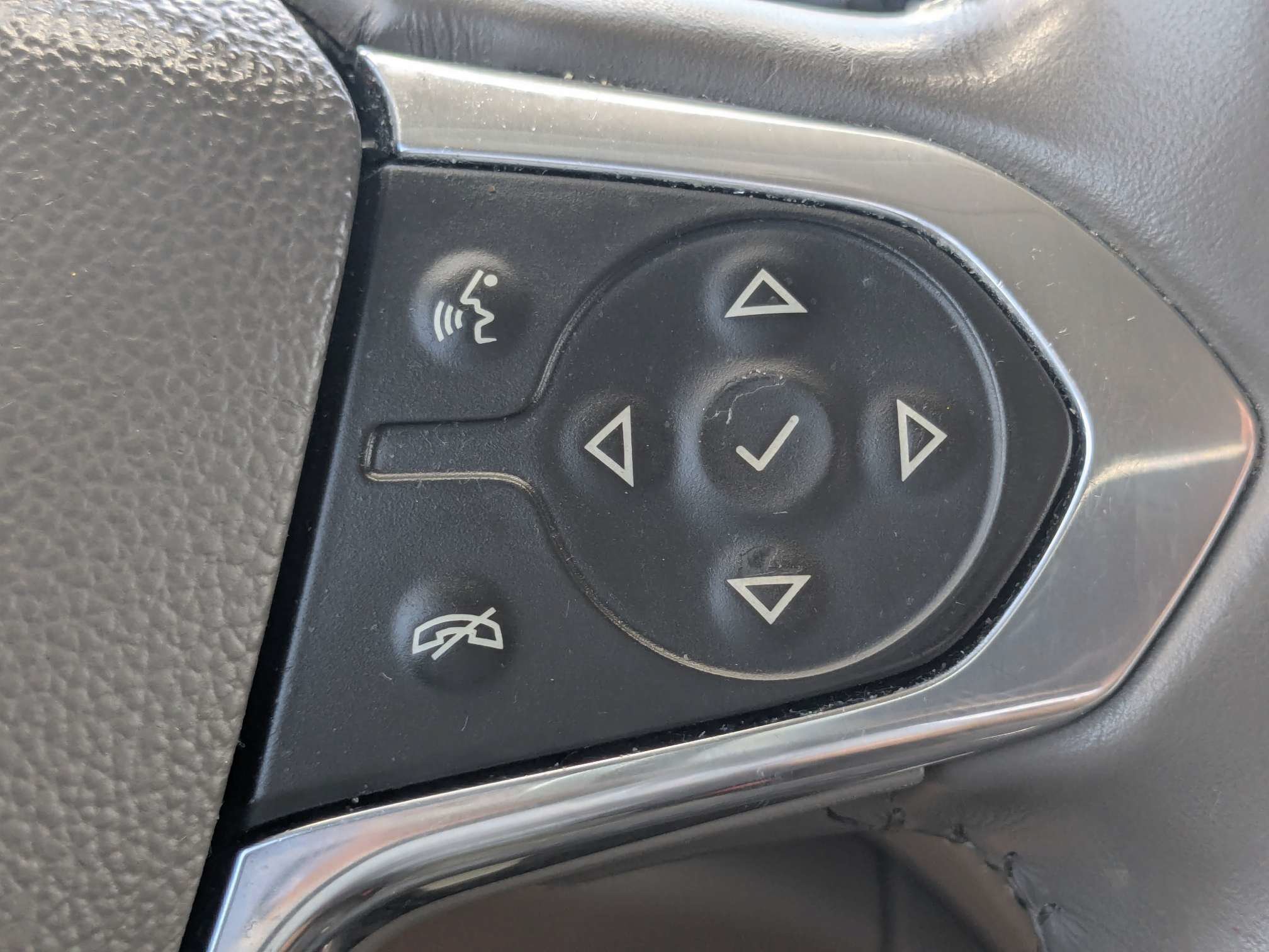Used 2019 Chevrolet Traverse LT w/ LT Premium Package FWD image 34