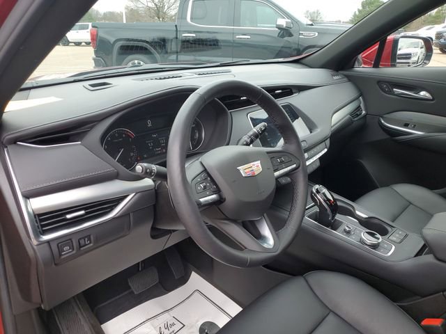 Certified 2023 Cadillac XT4 Premium Luxury image 8