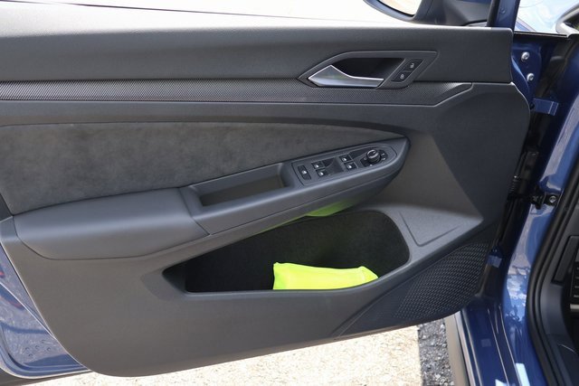 New 2025 Volkswagen GTI SE image 11