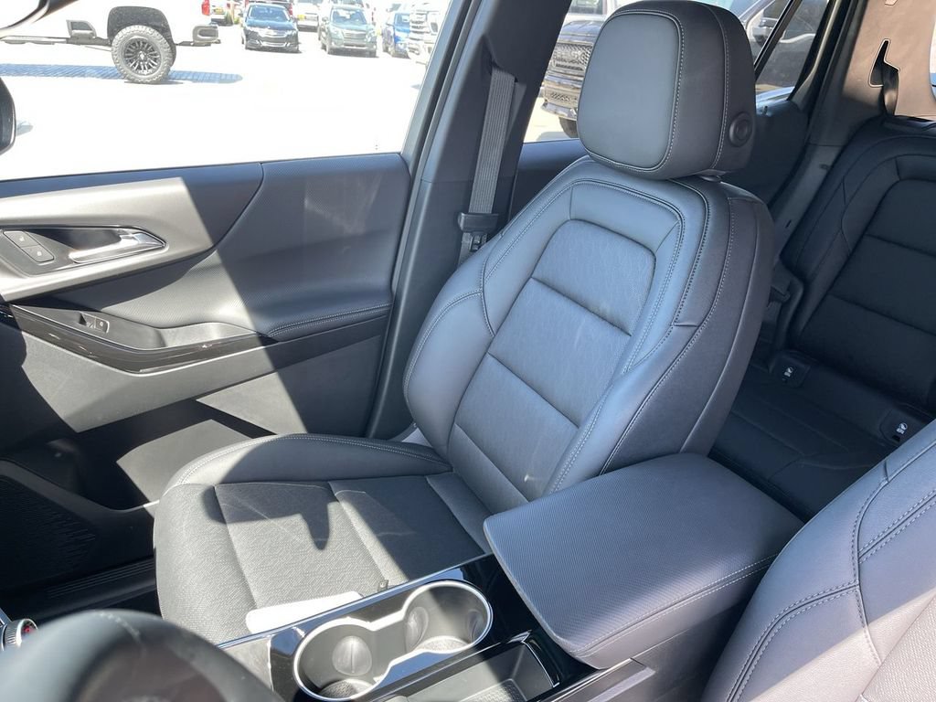 New 2026 Chevrolet Equinox LT w/ Convenience Package II FWD image 22