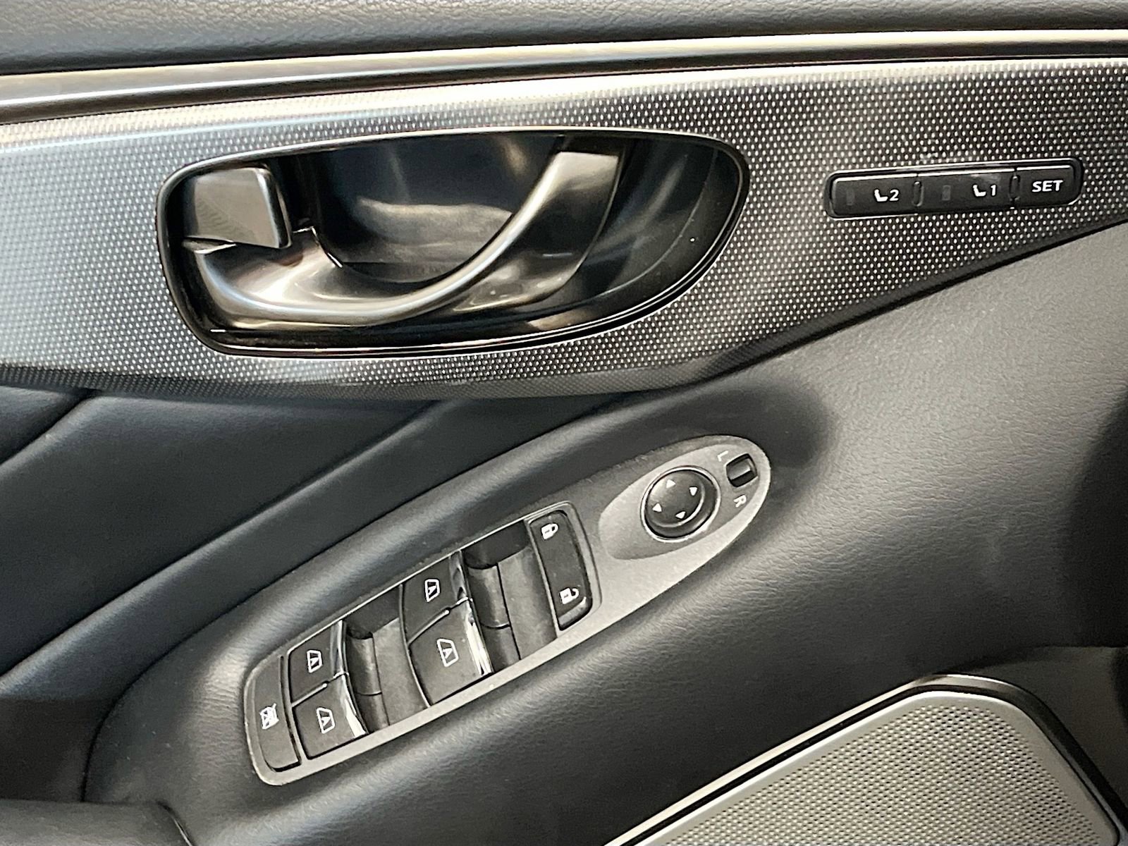 Used 2019 INFINITI Q50 Red Sport 400 w/ Proactive Package image 18