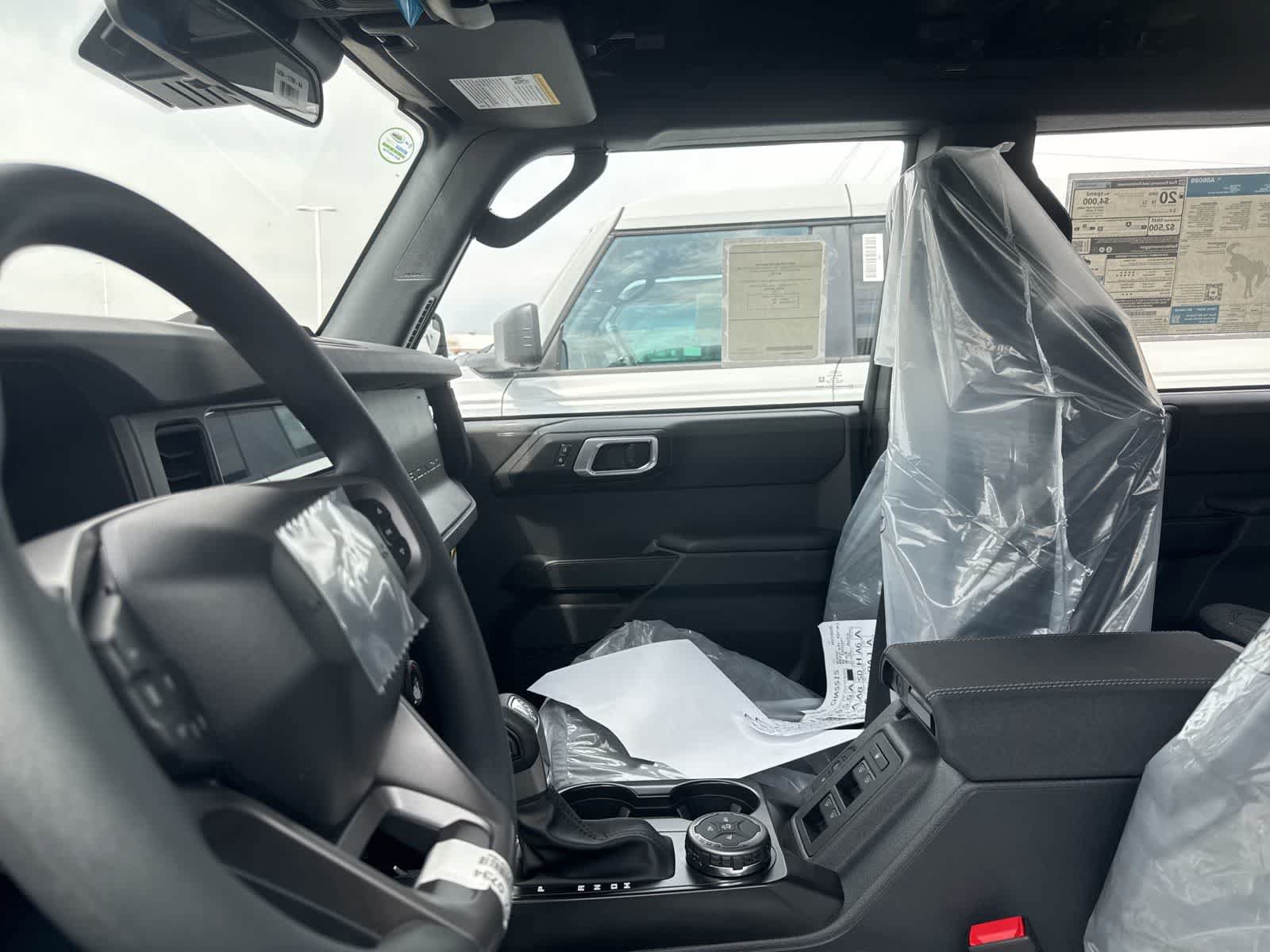 New 2026 Ford Bronco 4-Door AWD/4WD image 31