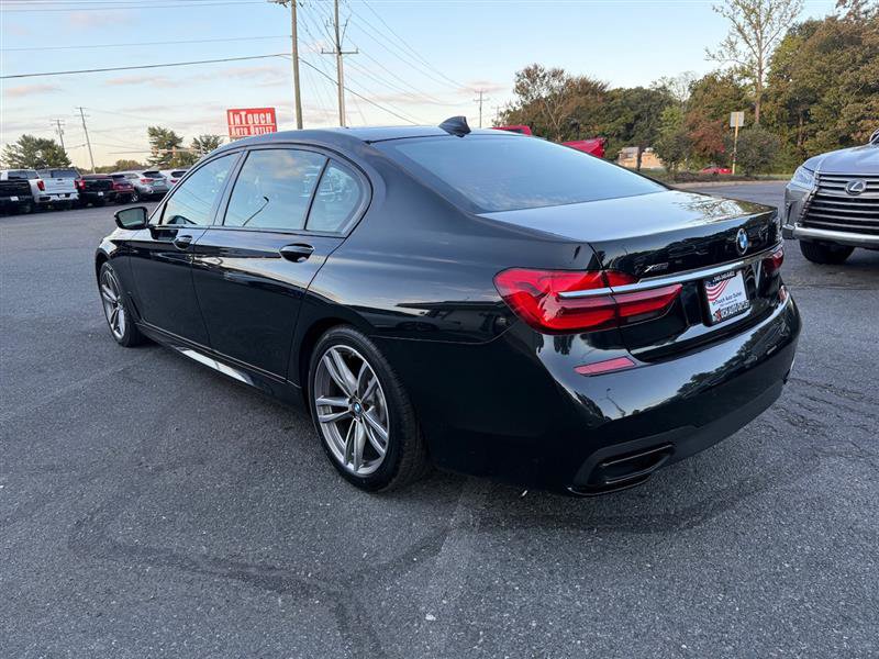 Used 2018 BMW 750i xDrive AWD/4WD image 7