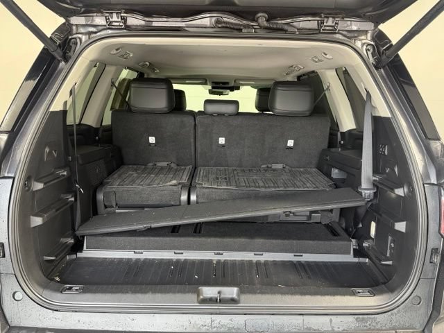 Used 2023 Toyota Sequoia Limited w/ Tow Technology Package AWD/4WD image 17
