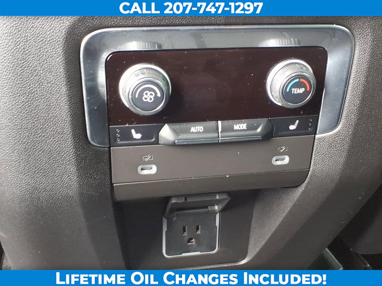 Used 2023 Chevrolet Tahoe LT w/ LT Signature Package image 18