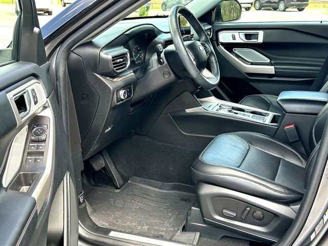 Used 2023 Ford Explorer Limited w/ Limited Technology Package image 10