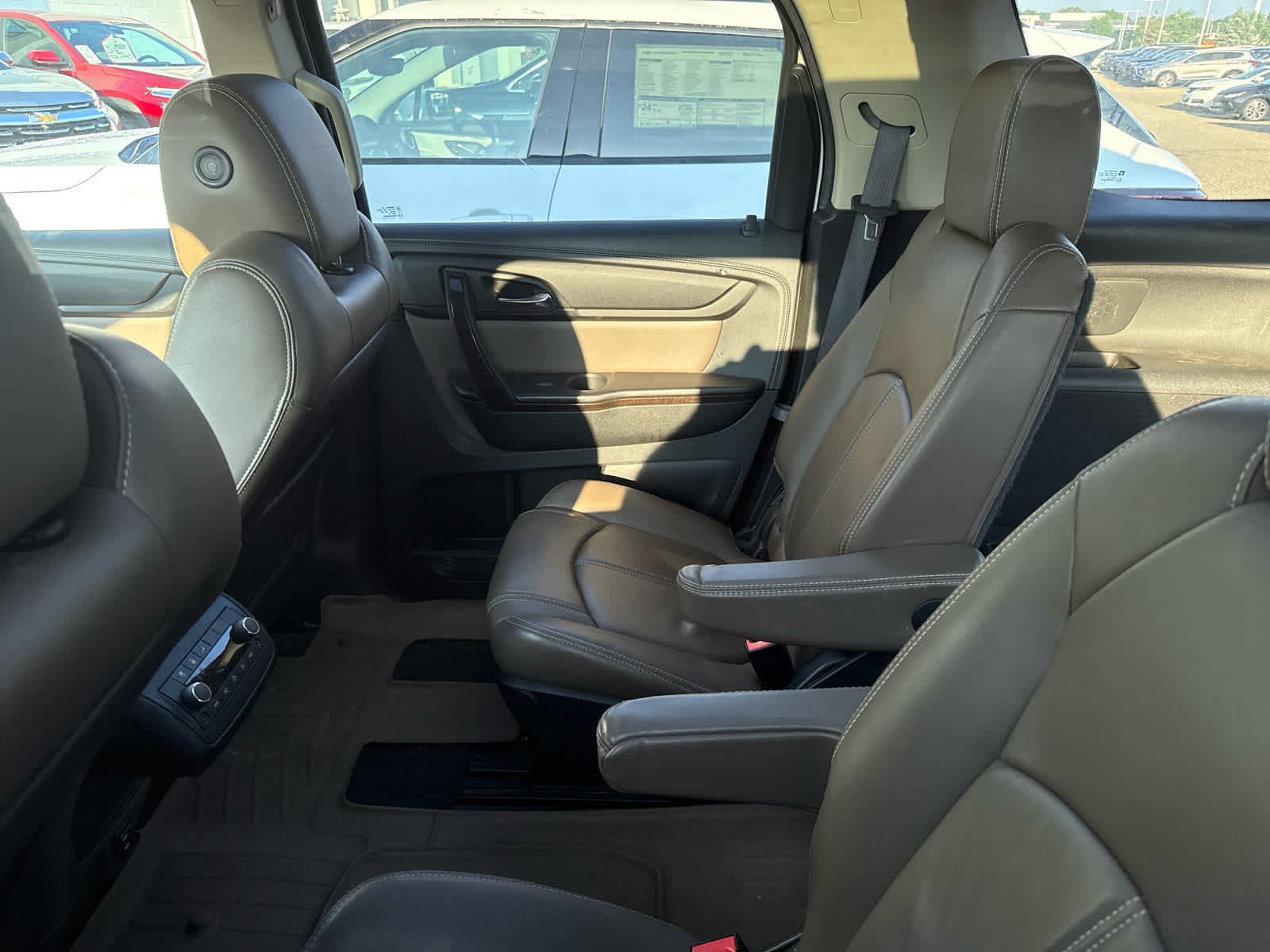 Used 2015 GMC Acadia SLT w/ Open Road Package AWD/4WD image 10