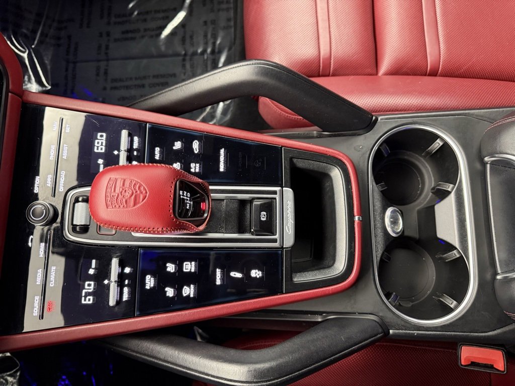 Used 2019 Porsche Cayenne S image 35