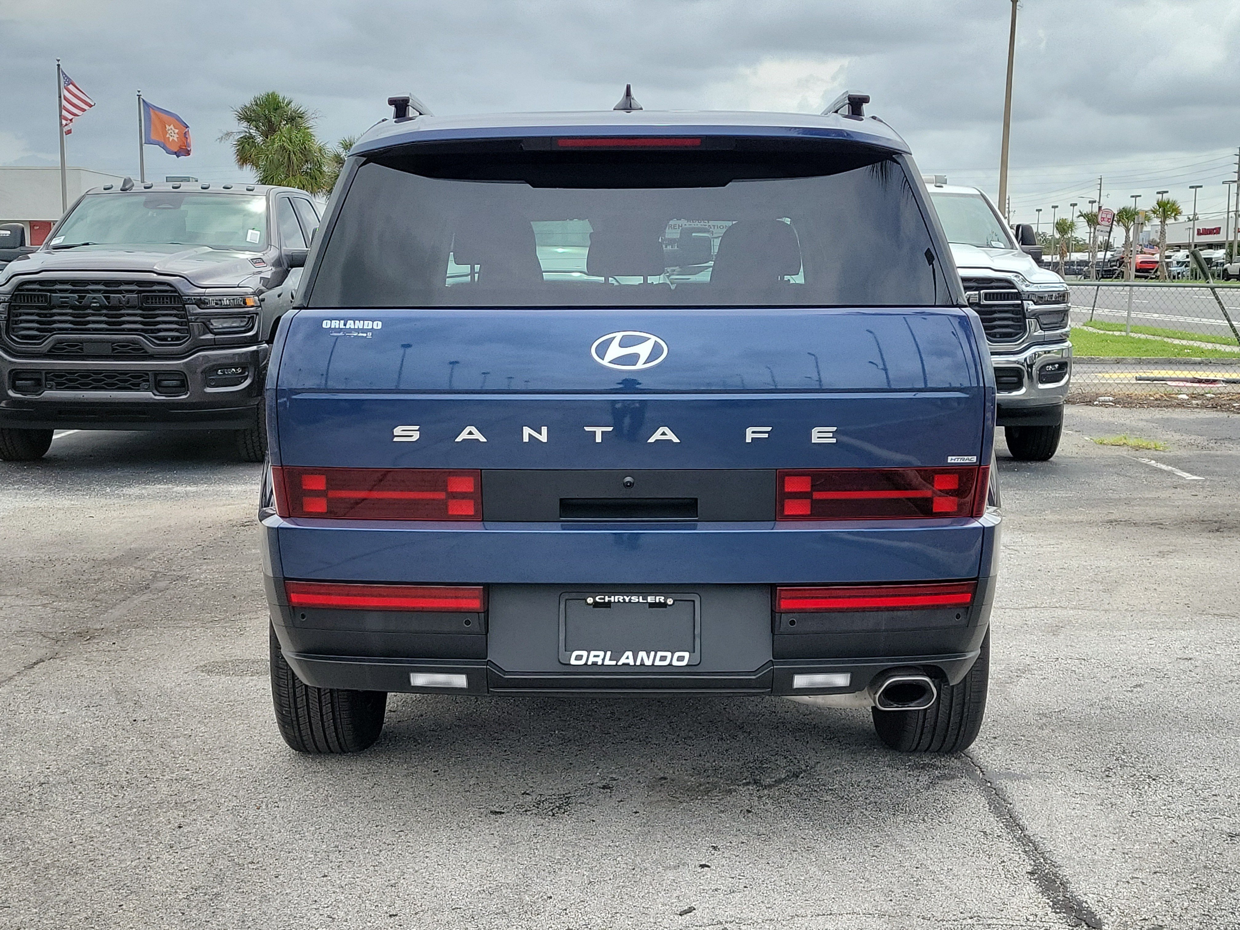 Used 2025 Hyundai Santa Fe SEL AWD/4WD image 6