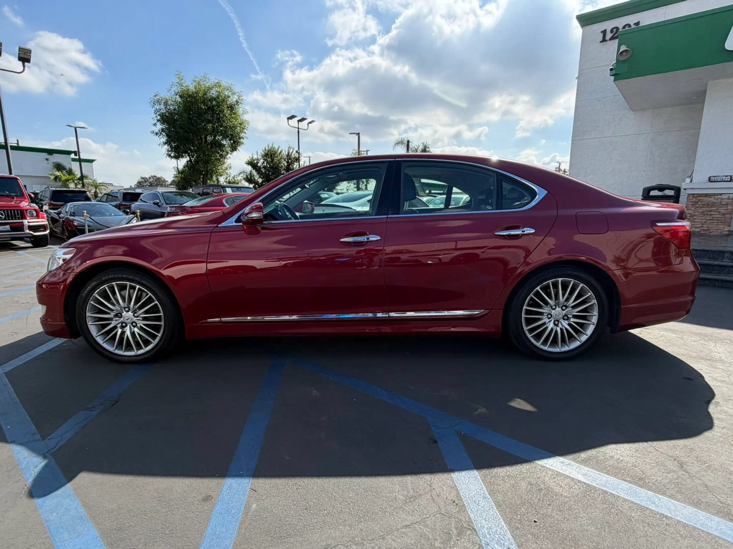 Used 2010 Lexus LS 460 RWD image 6