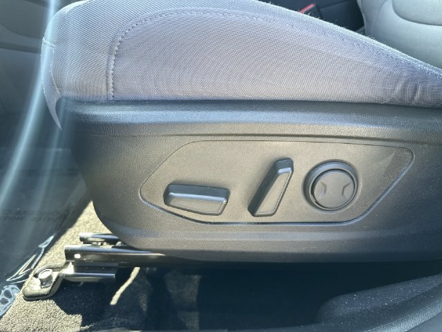 Used 2024 Hyundai Santa Cruz SEL AWD/4WD image 17