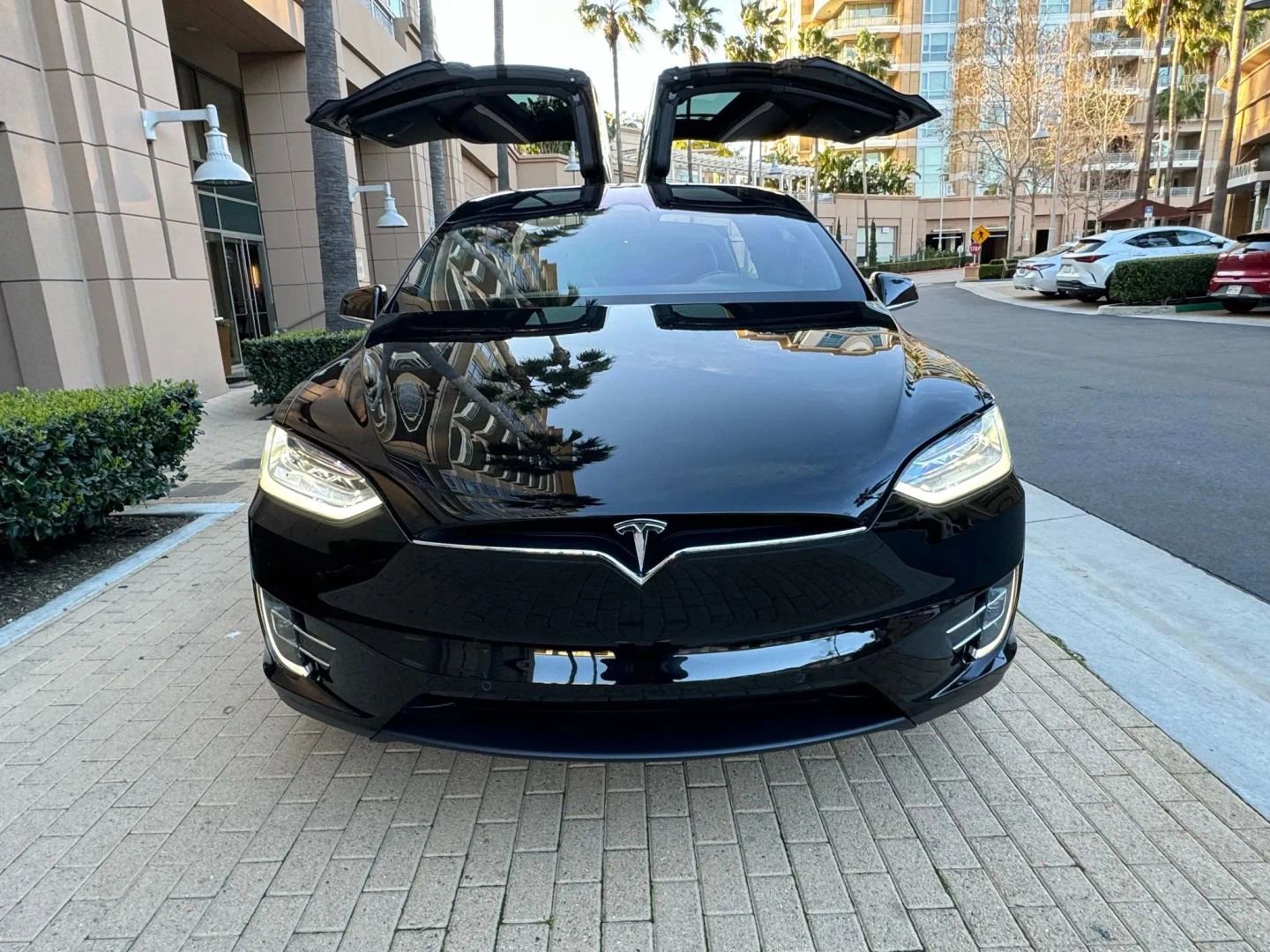 Used 2021 Tesla Model X Long Range AWD/4WD image 4