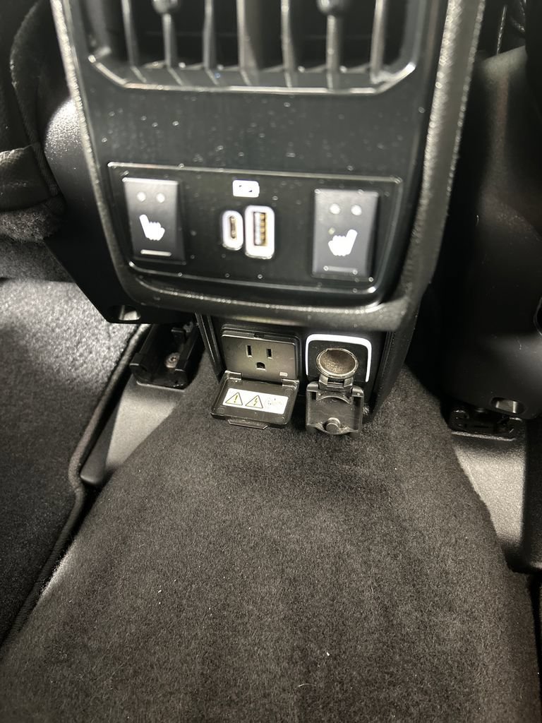 Used 2022 Jeep Compass High Altitude AWD/4WD image 18