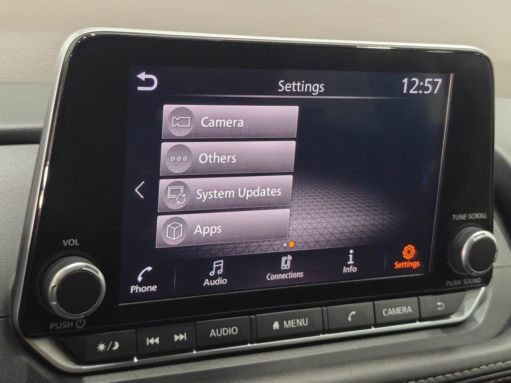 Used 2023 Nissan Rogue S image 35