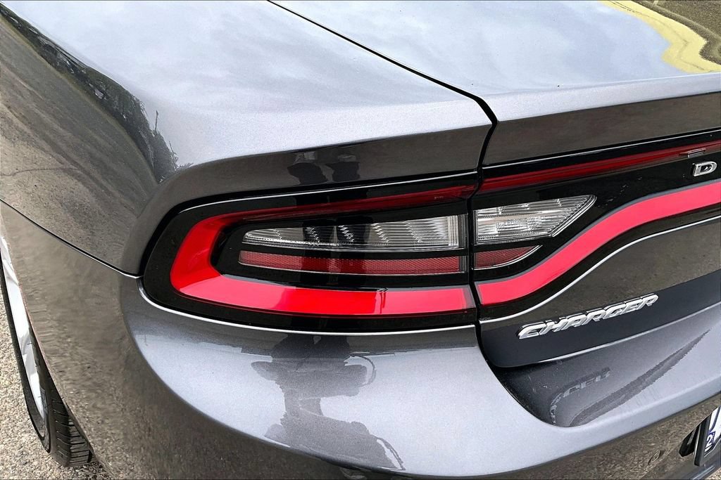 Used 2023 Dodge Charger SXT w/ Cold Weather Package RWD image 28
