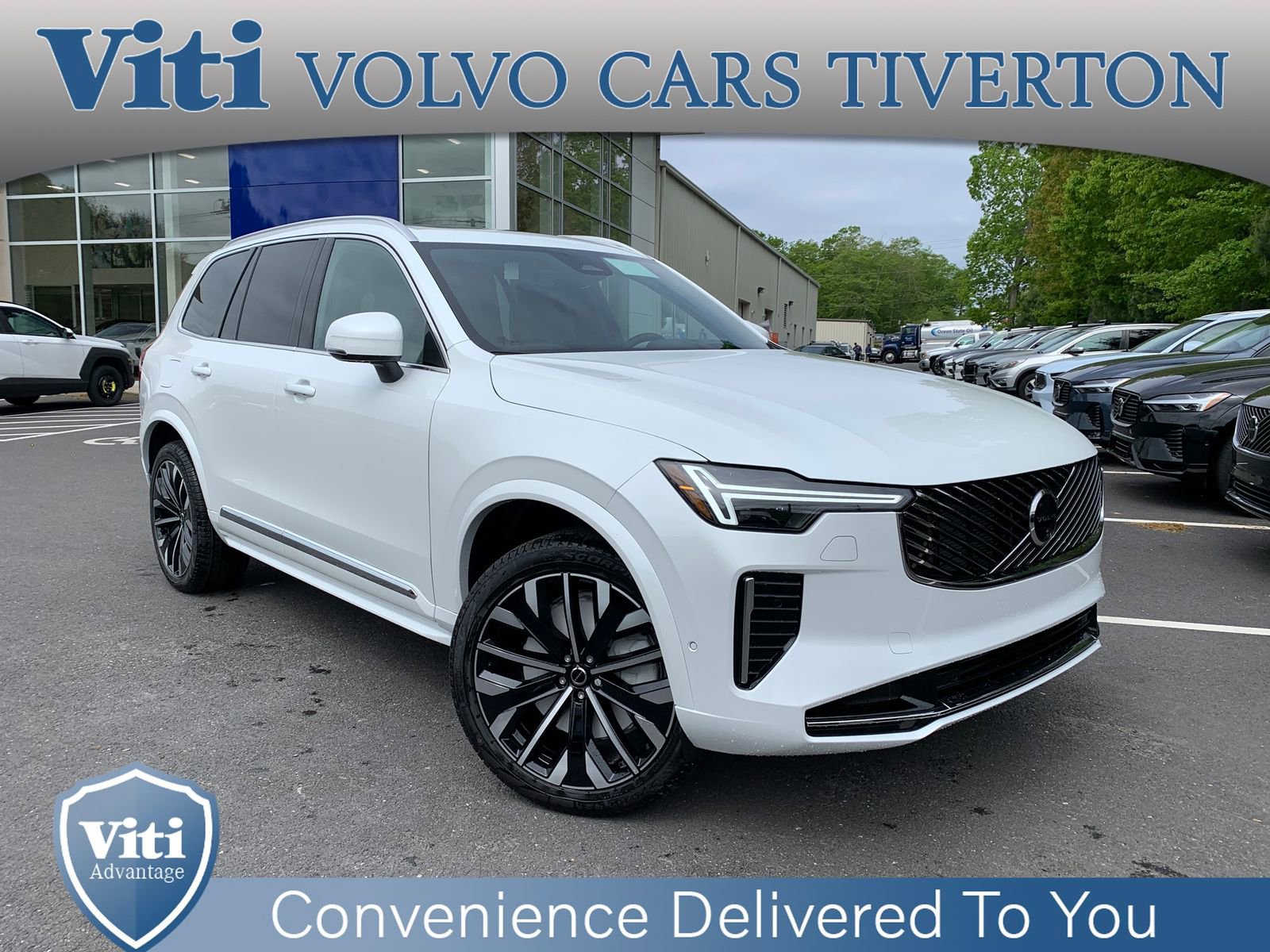 New 2025 Volvo XC90 T8 Plus w/ Protection Package Premier