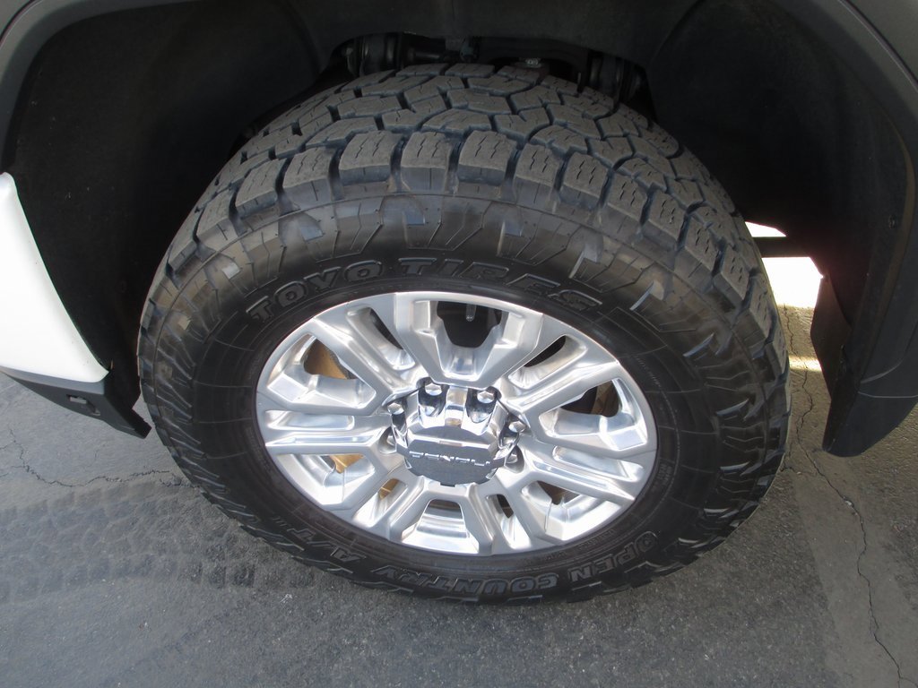 Certified 2023 GMC Sierra 3500 Denali w/ Denali Ultimate Package image 13