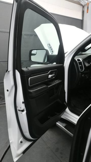 Used 2023 RAM 1500 Big Horn AWD/4WD image 11