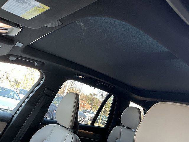 New 2026 Volvo XC90 T8 Ultra w/ Protection Package Premier AWD/4WD image 17