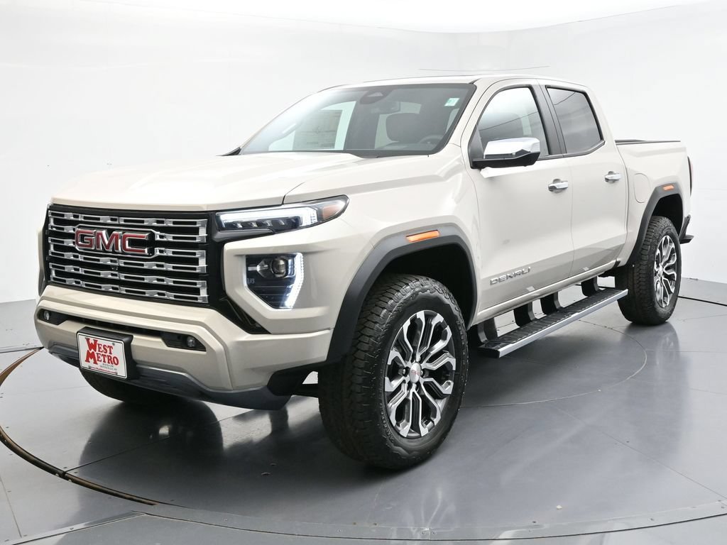 New 2026 GMC Canyon Denali AWD/4WD image 3