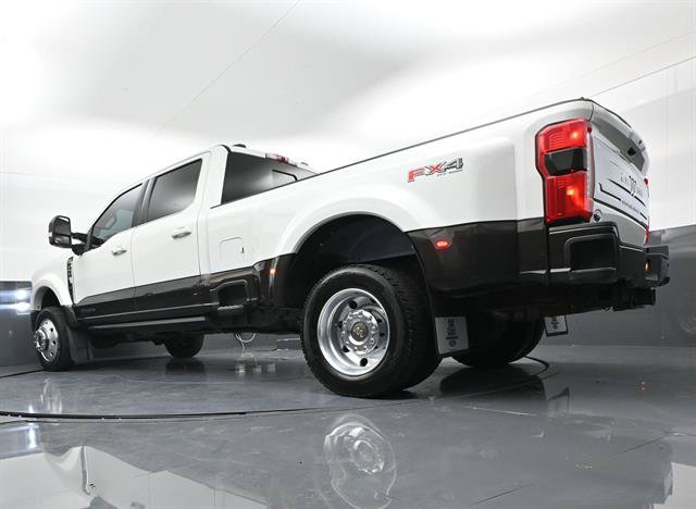 Used 2025 Ford F450 King Ranch w/ FX4 Off-Road Package AWD/4WD image 40