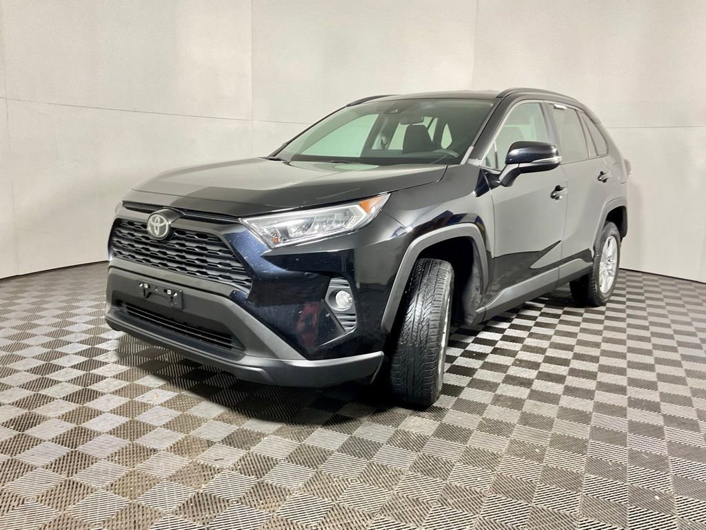 Used 2021 Toyota RAV4 XLE image 7