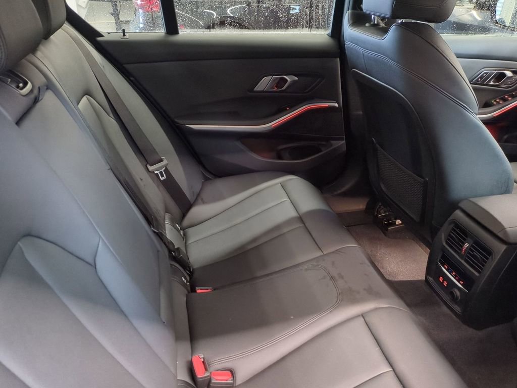 Used 2020 BMW 330i xDrive Sedan w/ Convenience Package image 36