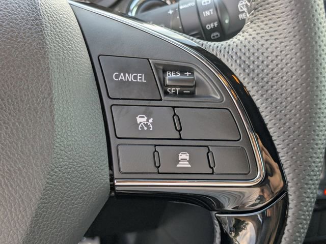 New 2026 Mitsubishi Eclipse Cross Black Edition AWD/4WD image 32