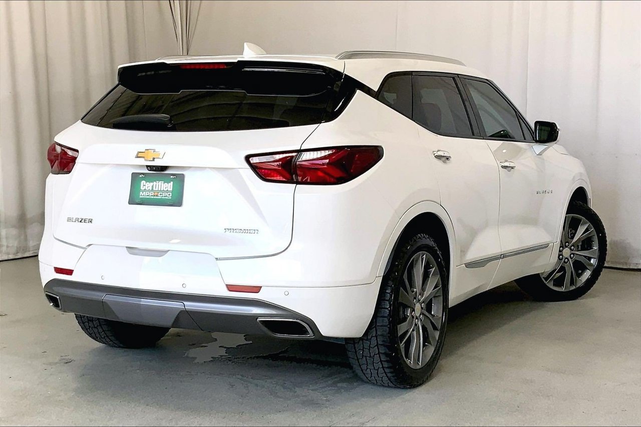Used 2021 Chevrolet Blazer Premier w/ Driver Confidence II Package FWD image 13