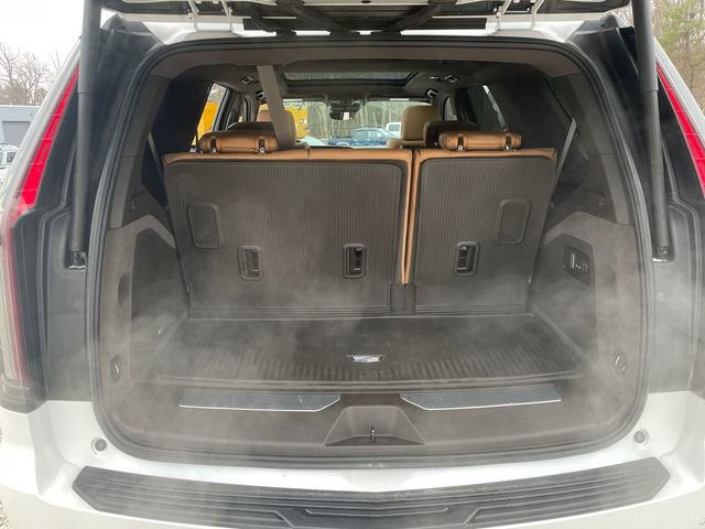 Used 2023 Cadillac Escalade Premium Luxury image 15