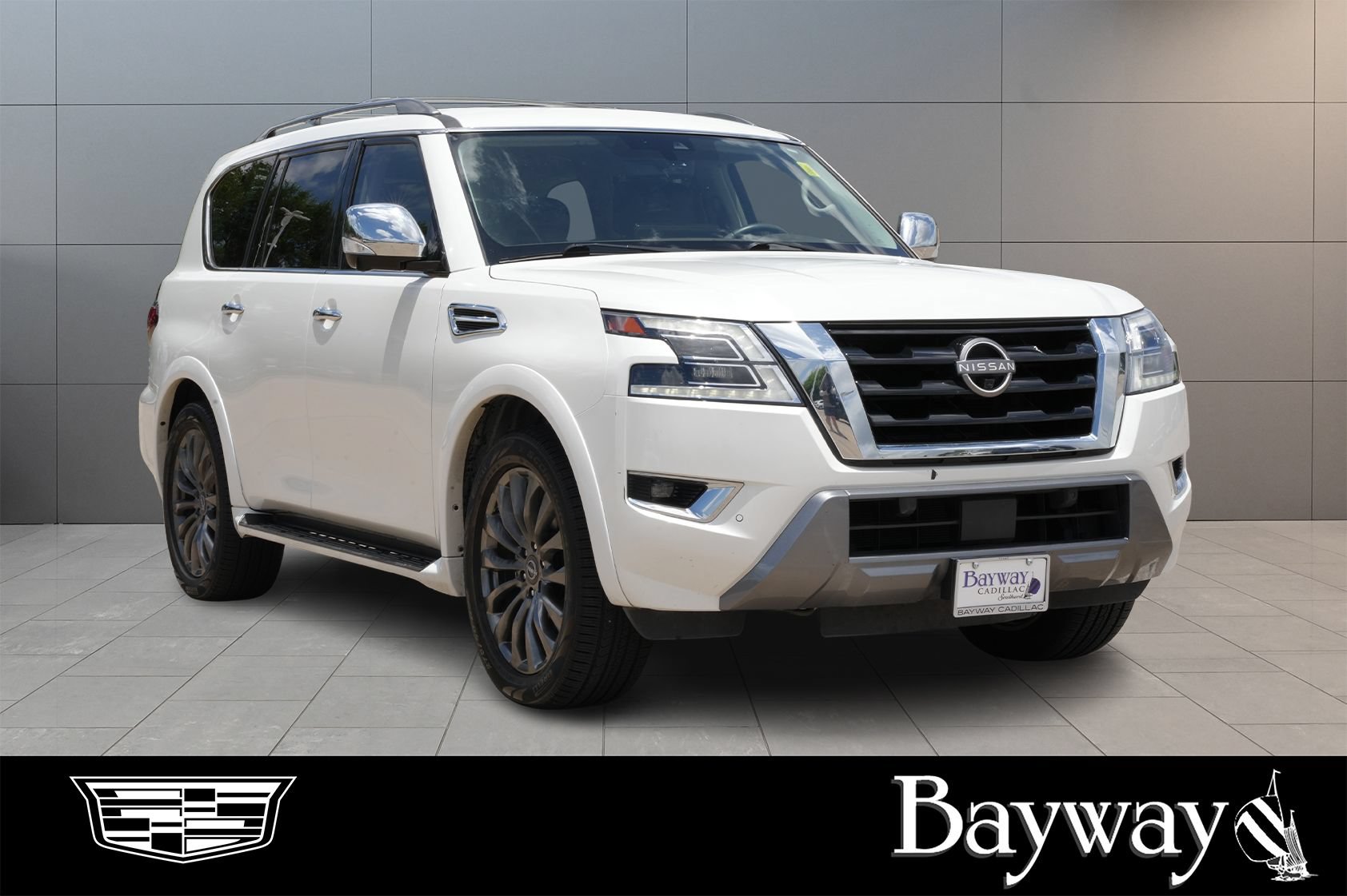 Used 2023 Nissan Armada Platinum w/ Captain's Chairs Package RWD image 4