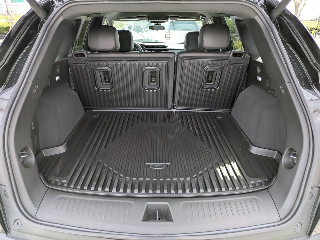 Certified 2025 Cadillac XT5 Luxury image 13