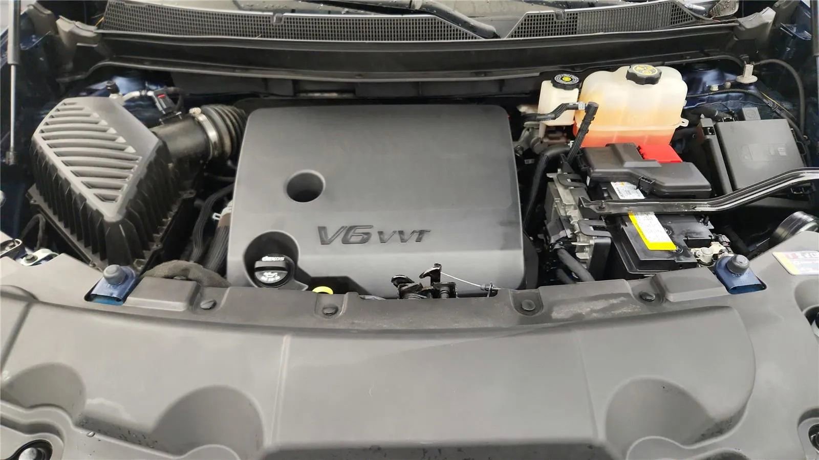 Used 2023 Chevrolet Traverse LT image 20