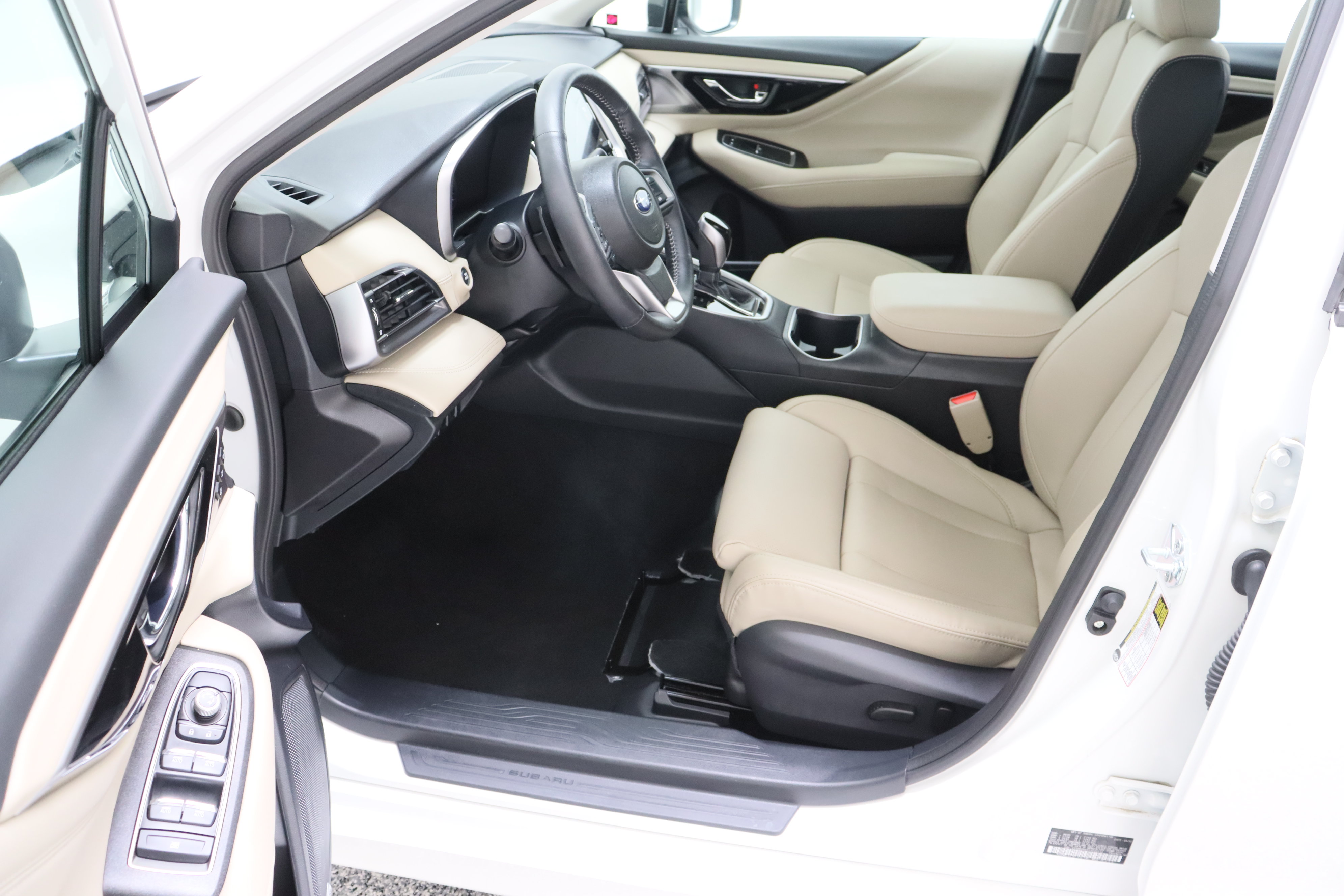 Used 2025 Subaru Legacy Limited AWD/4WD image 14
