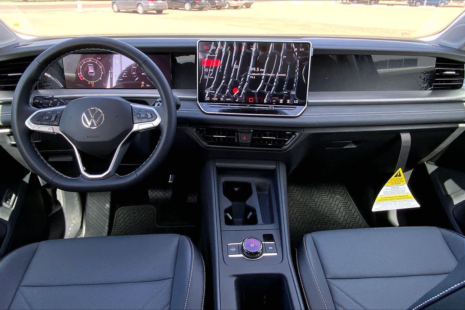 New 2026 Volkswagen Tiguan SE FWD image 5
