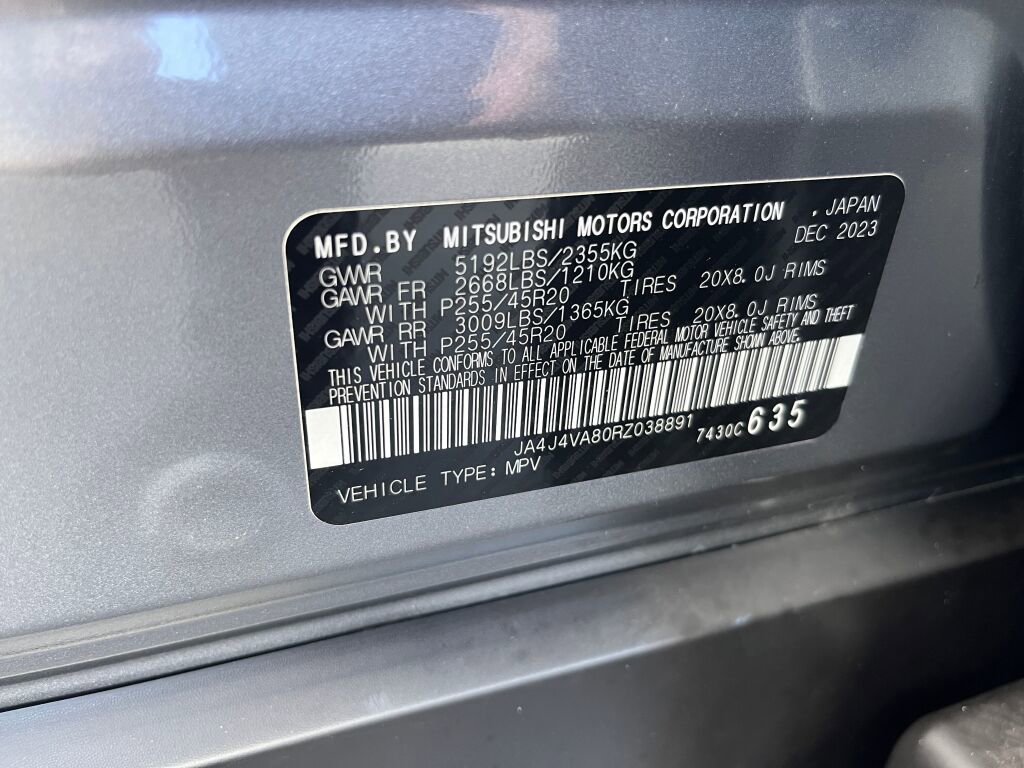 Used 2024 Mitsubishi Outlander SE AWD/4WD image 35