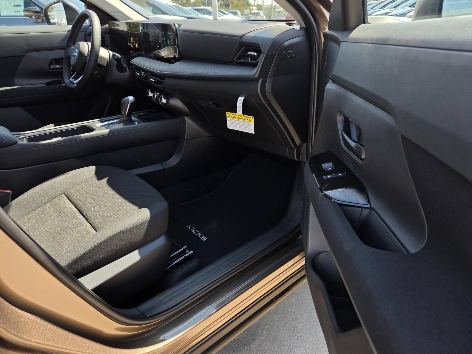 New 2027 Nissan Kicks S FWD image 10