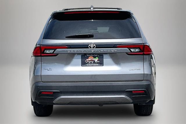 Used 2025 Toyota Grand Highlander FWD image 6
